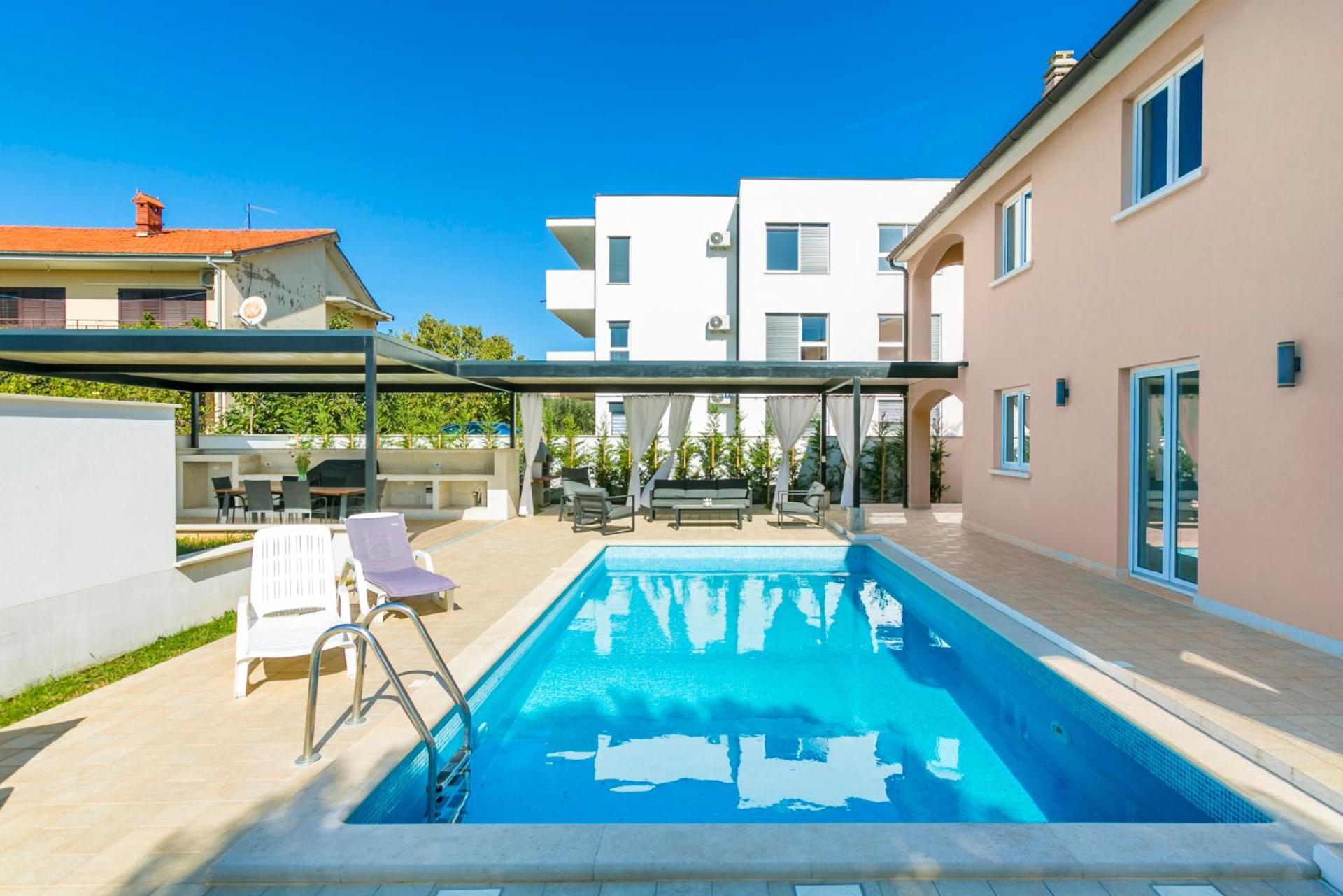 Villa Suzy Медулин Екстериор снимка